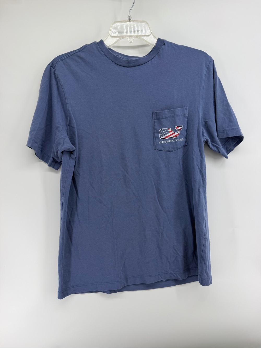 Vineyard Vines Short-Sleeve Pocket Tee in Navy with Flag Whale